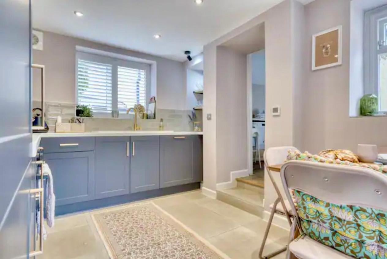Luxury Cotswolds Cottage With Hot Tub Winchcombe Exterior photo